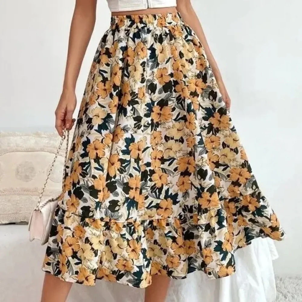 SHEIN Bright Floral Skirt Yellow Size Small - Picture 3 of 7